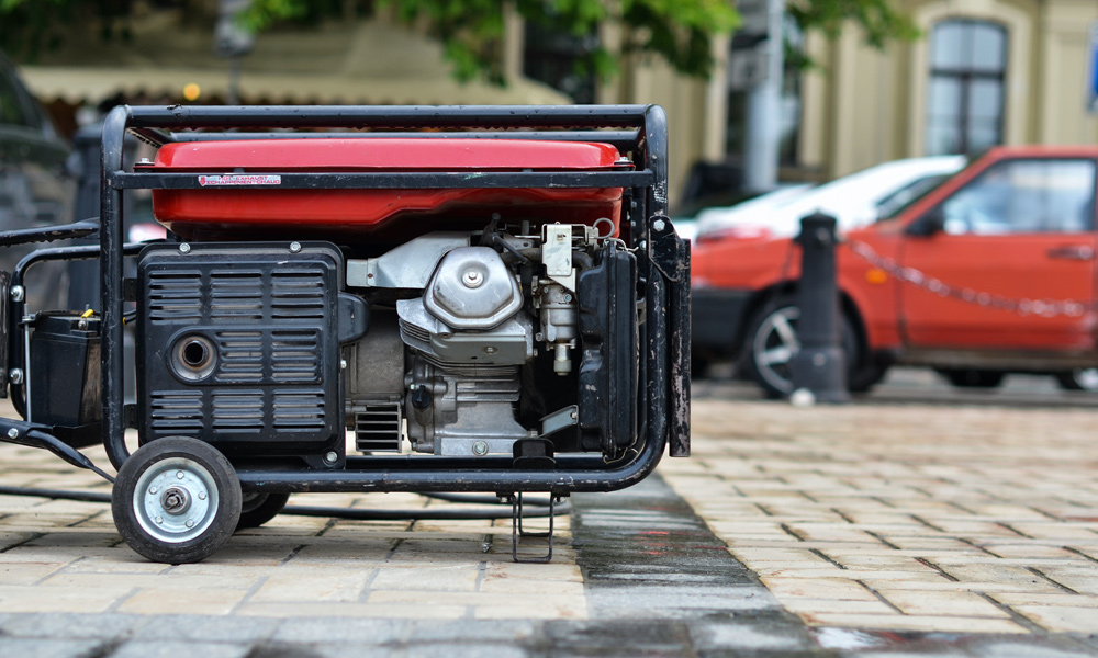 red gas powered generator 